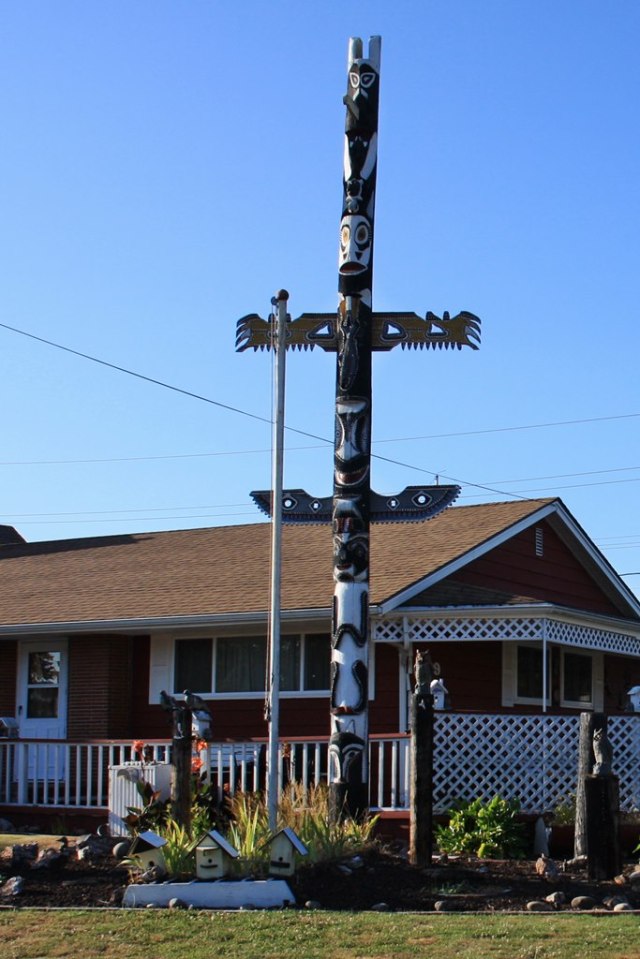 August 17, 2014 - Totem Pole House